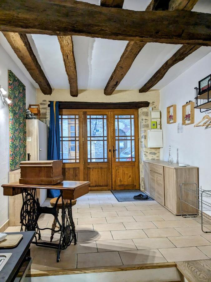 Le Quatorze, Au Coeur De Najacヴィラ エクステリア 写真
